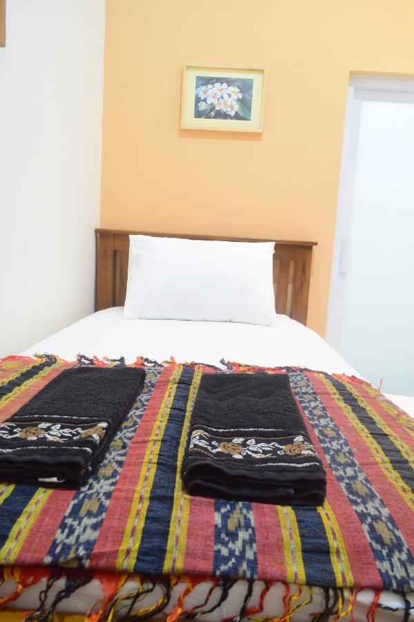 The Cabin Hotel Ambasador Jogyakarta Zewnętrze zdjęcie
