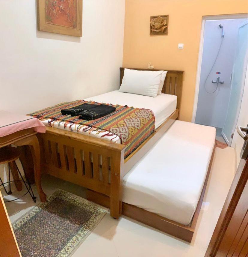 The Cabin Hotel Ambasador Jogyakarta Zewnętrze zdjęcie